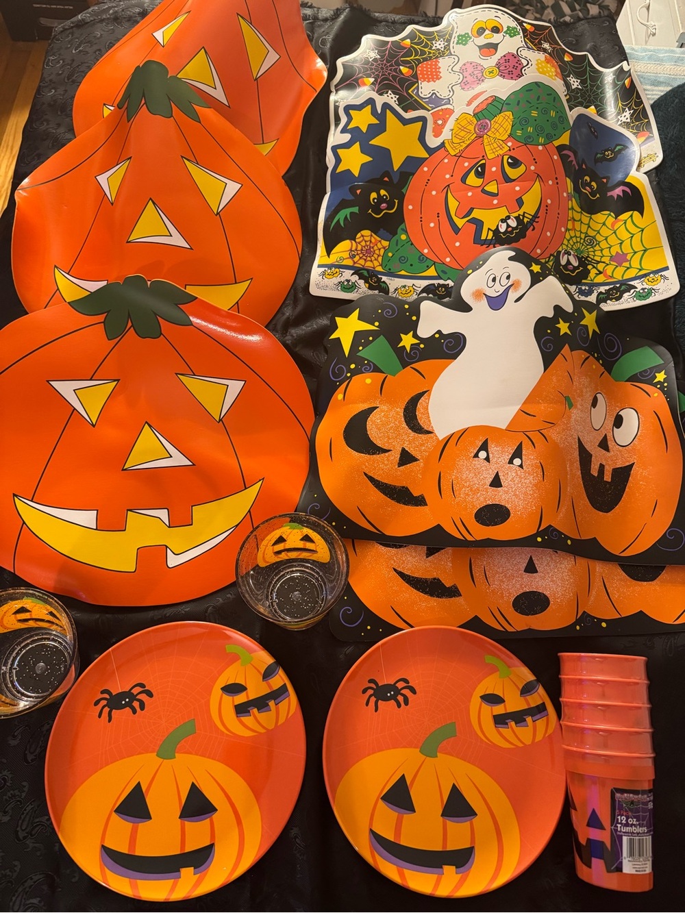 Halloween Pumpkin Placemats Pladtic Party Plates & Cups - Orange